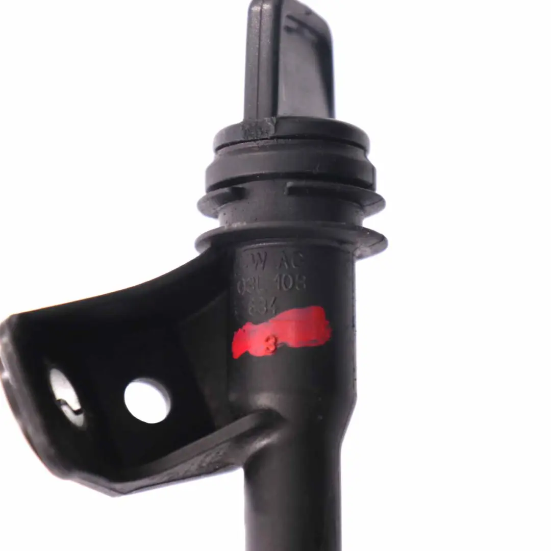 Jauge D'Huile Audi A4 B8 A5 8T 2.0TDI Diesel Guide Tube D'Huile Niveau  - SKU 03L103634 - Numéro de pièce 03L103634