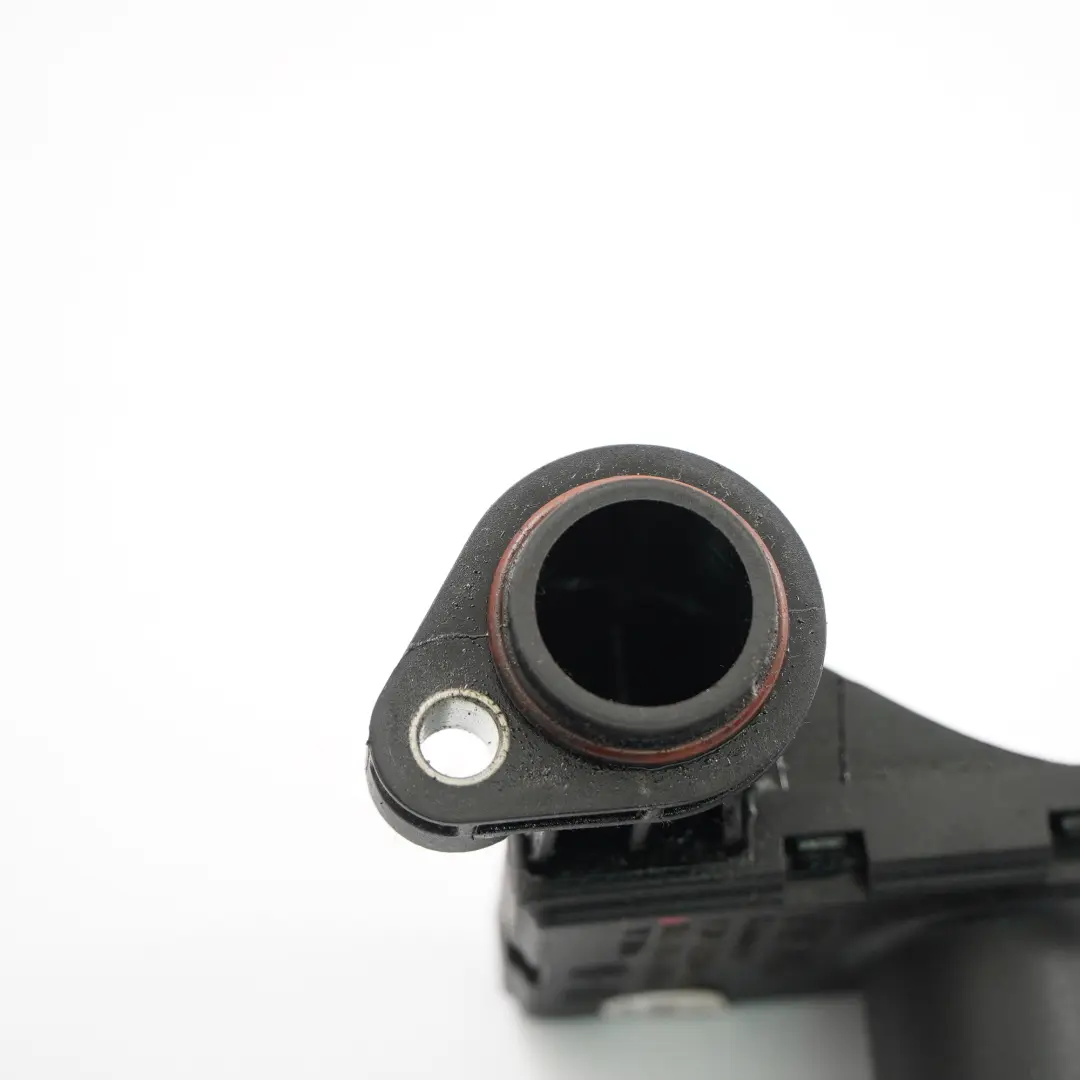 Przewód Smoka Ssak Oleju do Audi A4 B8 2.0 TDI o numerze 03L115169A Audi A4 B8 2.0 TDI Przewód Smoka Ssak Oleju - SKU 03L115169A - Numer Części 03L115169A