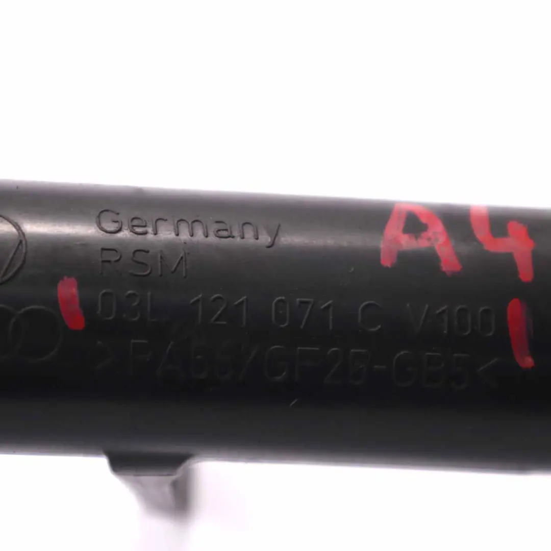 Audi A4 B8 2.0 TDI Tubo Acqua Radiatore Tubo Refrigerante - SKU 03L121071C - Numero di parte 03L121071C