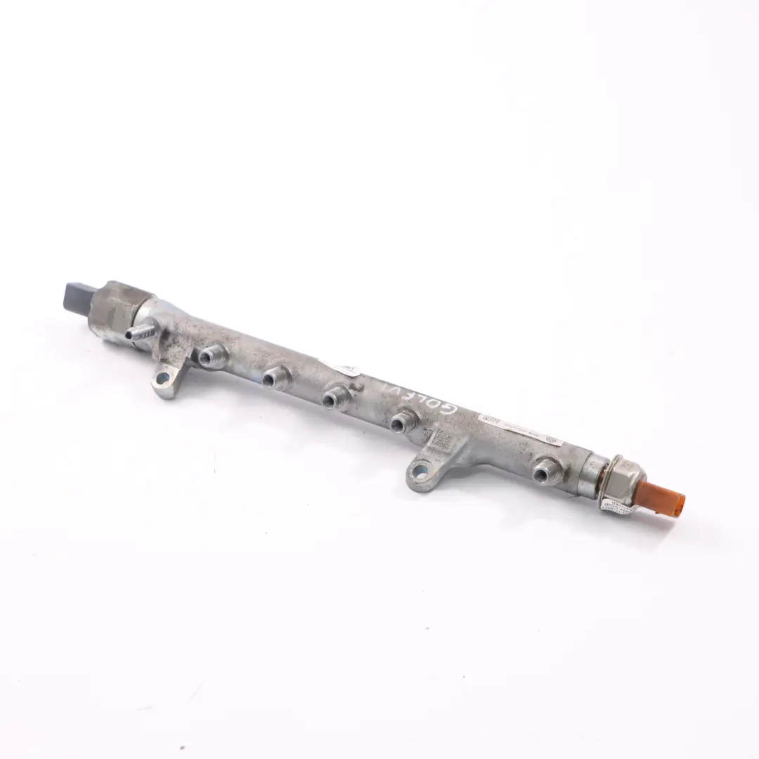 Iniettore Linea Ferroviaria 1.6 TDI Diesel per Volkswagen Golf 6 Audi A3 con numero di parte 03L130089B Volkswagen Golf 6 Audi A3 Iniettore Linea Ferroviaria 1.6 TDI Diesel - SKU 03L130089B - Numero di parte 03L130089B