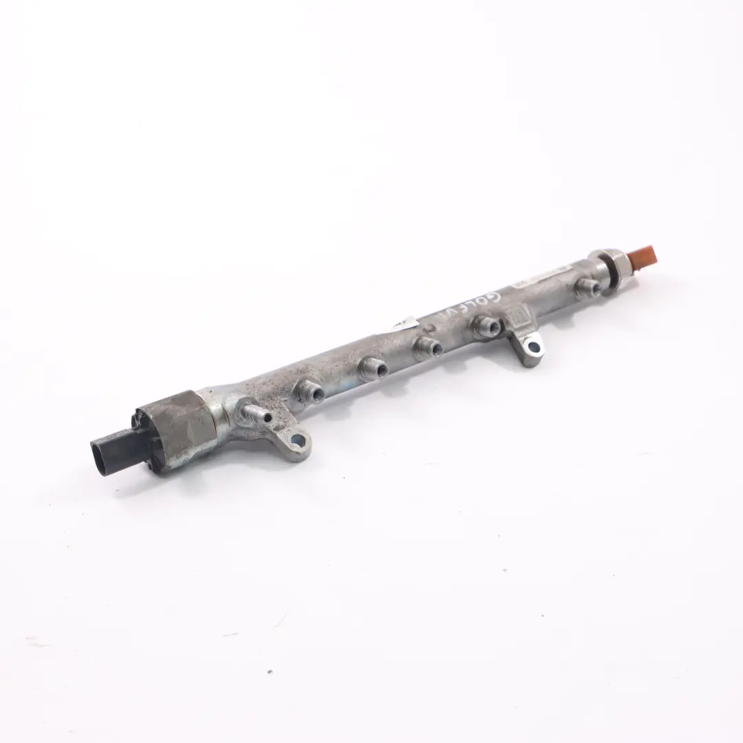 Injector Rail Line 1.6 TDI Diesel to Volkswagen Golf 6 Audi A3 Fuel with Part number 03L130089B Volkswagen Golf 6 Audi A3 Fuel Injector Rail Line 1.6 TDI Diesel - SKU 03L130089B - Part number 03L130089B