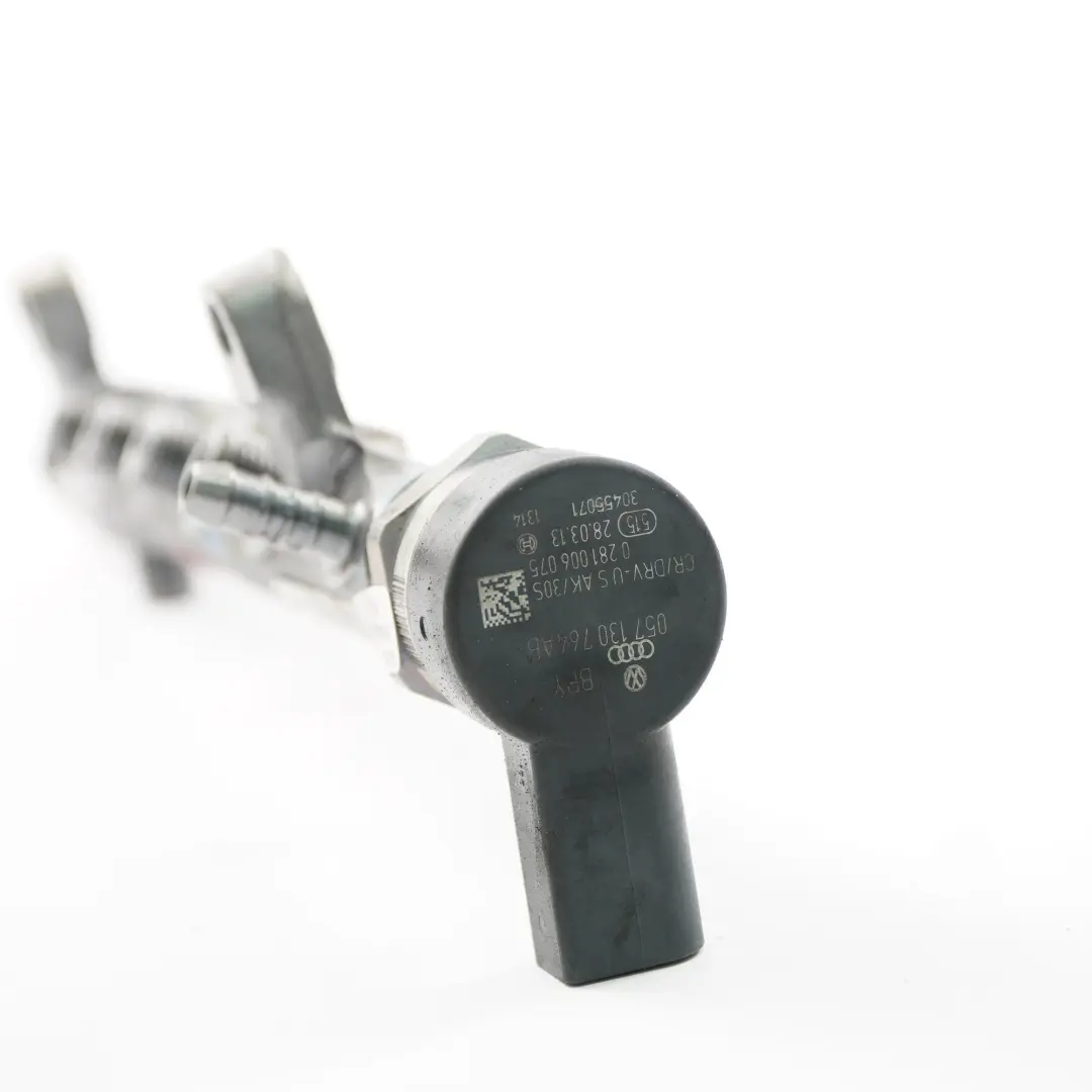 Rail d'injection Rail Line pour Audi A4 B8 Q5 8R 2.0 TDI Diesel à propos du numéro de pièce 03L130089Q Audi A4 B8 Q5 8R 2.0 TDI Diesel Rail d'injection Rail Line - SKU 03L130089Q - Numéro de pièce 03L130089Q