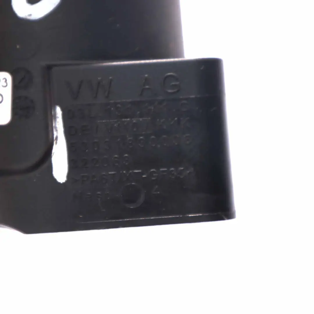 Rura Króciec Tłumik Turbo do Audi A3 8P 2.0 TDI o numerze 03L131111G Audi A3 8P 2.0 TDI Rura Króciec Tłumik Turbo - SKU 03L131111G - Numer Części 03L131111G