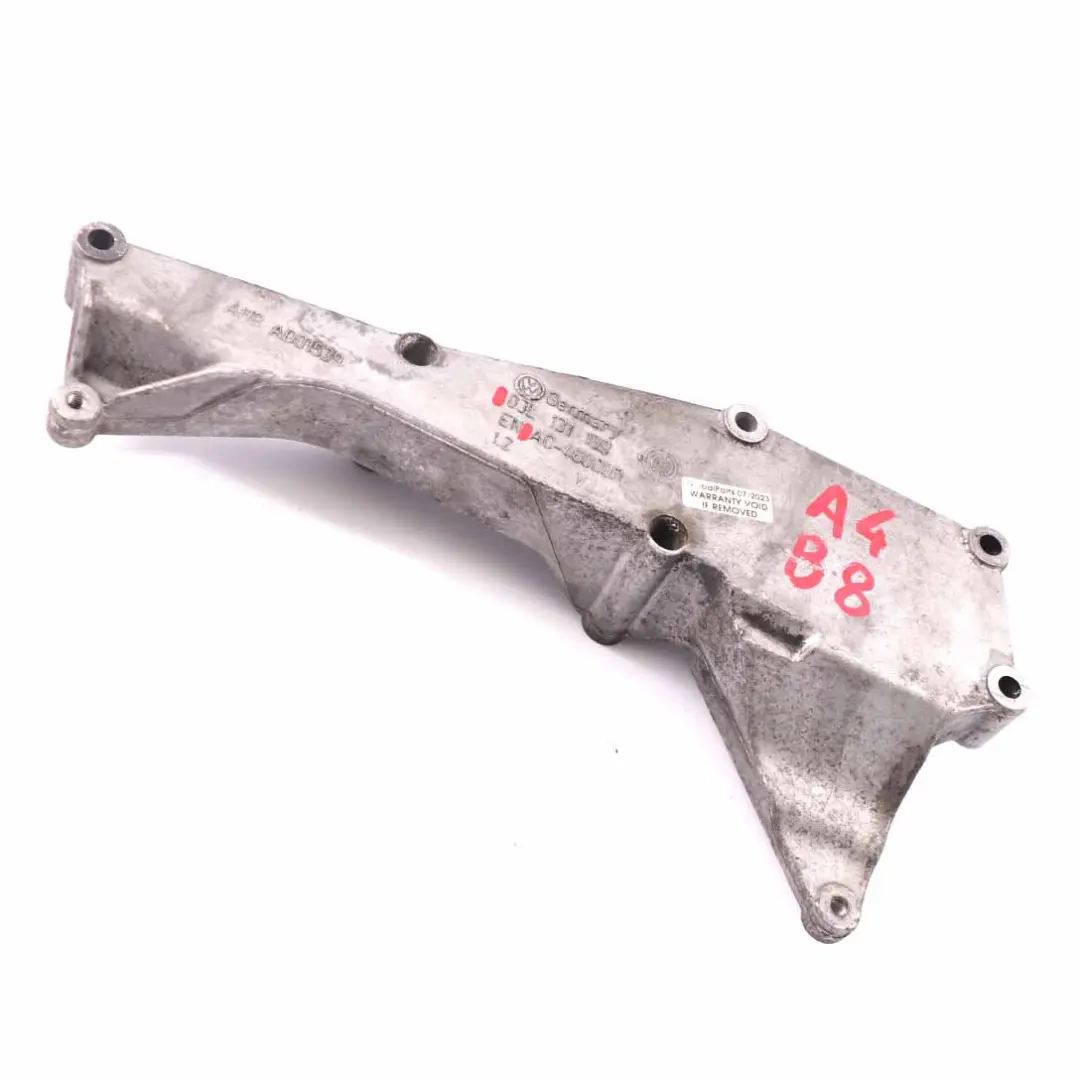 Uchwyt Chłodnicy EGR 03G199207A do Audi A4 B8 2.0 TDI o numerze 03L131159 Audi A4 B8 2.0 TDI Uchwyt Chłodnicy EGR 03G199207A - SKU 03L131159 - Numer Części 03L131159