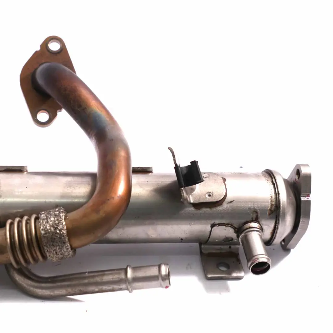 Audi A4 B8 A5 8T 2.0 TDI Válvula EGR Enfriador escape motor diesel - SKU 03L131512AH - Número de pieza 03L131512AH