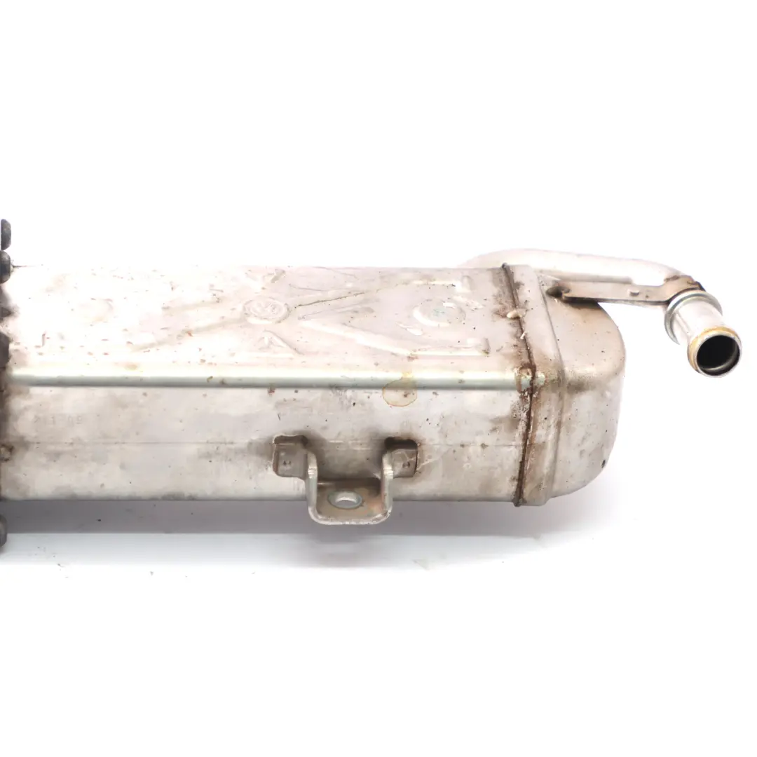 VW Volkswagen Golf 6 VI 1.6 TDI AGR Auspuffventilkühler Kühler - SKU 03L131512AT - Teilenummer 03L131512AT