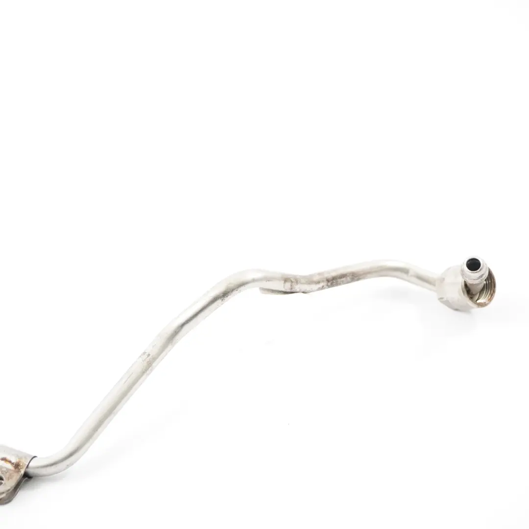 Ligne d'alimentation en huile du turbocompresseur pour Audi A4 B8 2.0 TDI à propos du numéro de pièce 03L145771AS Audi A4 B8 2.0 TDI Ligne d'alimentation en huile du turbocompresseur - SKU 03L145771AS - Numéro de pièce 03L145771AS