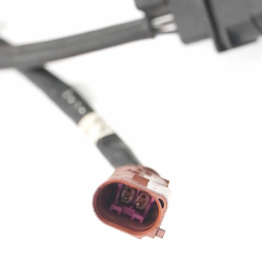 Lambda Sensor Oxygen Probe to VW Volkswagen Golf 6 with Part number 03L906262A VW Volkswagen Golf 6 Lambda Sensor Oxygen Probe - SKU 03L906262A - Part number 03L906262A