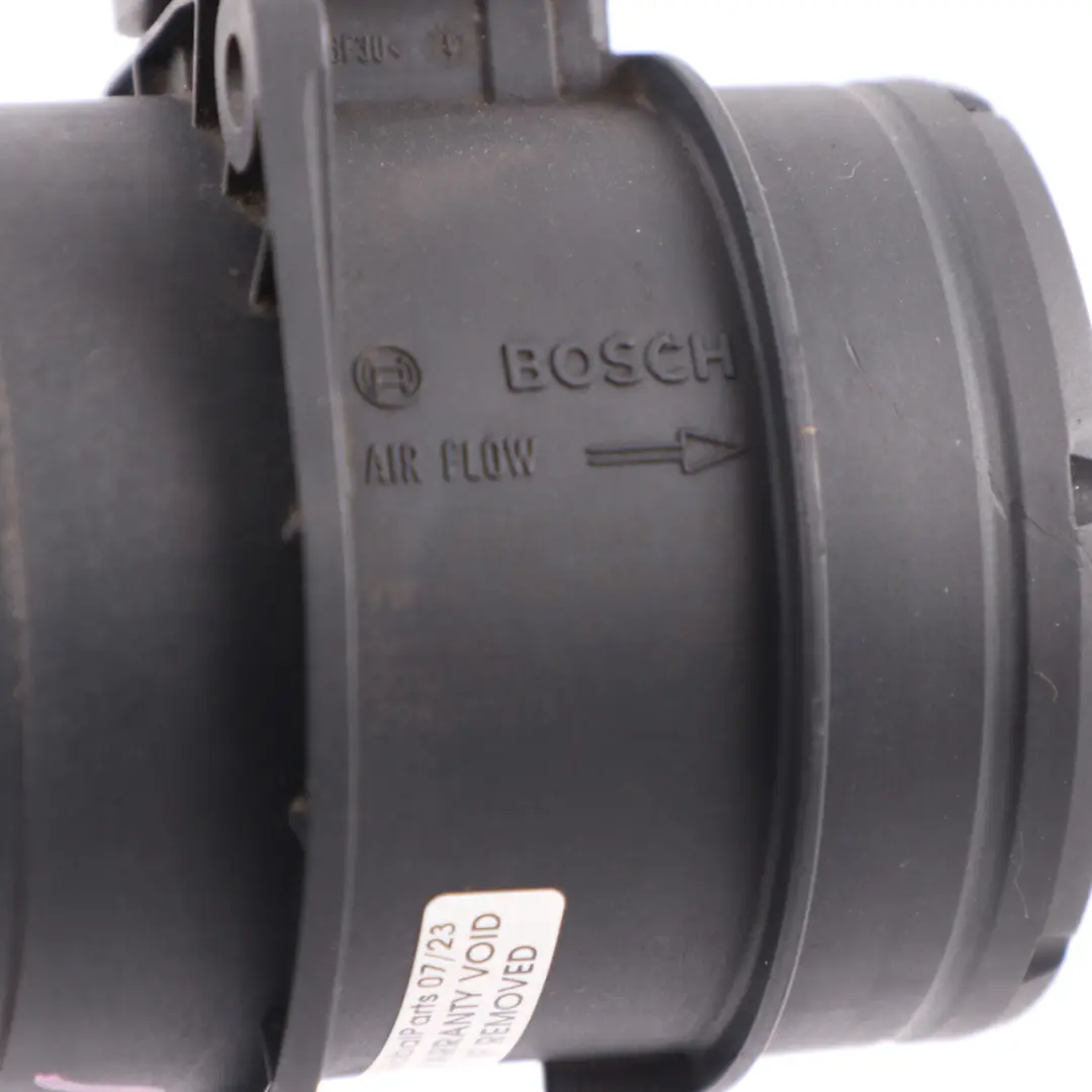 Capteur Débitmètre Air Massique pour Audi A4 B8 VW Passat B7 VW Golf 6 à propos du numéro de pièce 03L906461A Audi A4 B8 VW Passat B7 VW Golf 6 Capteur Débitmètre Air Massique - SKU 03L906461A - Numéro de pièce 03L906461A