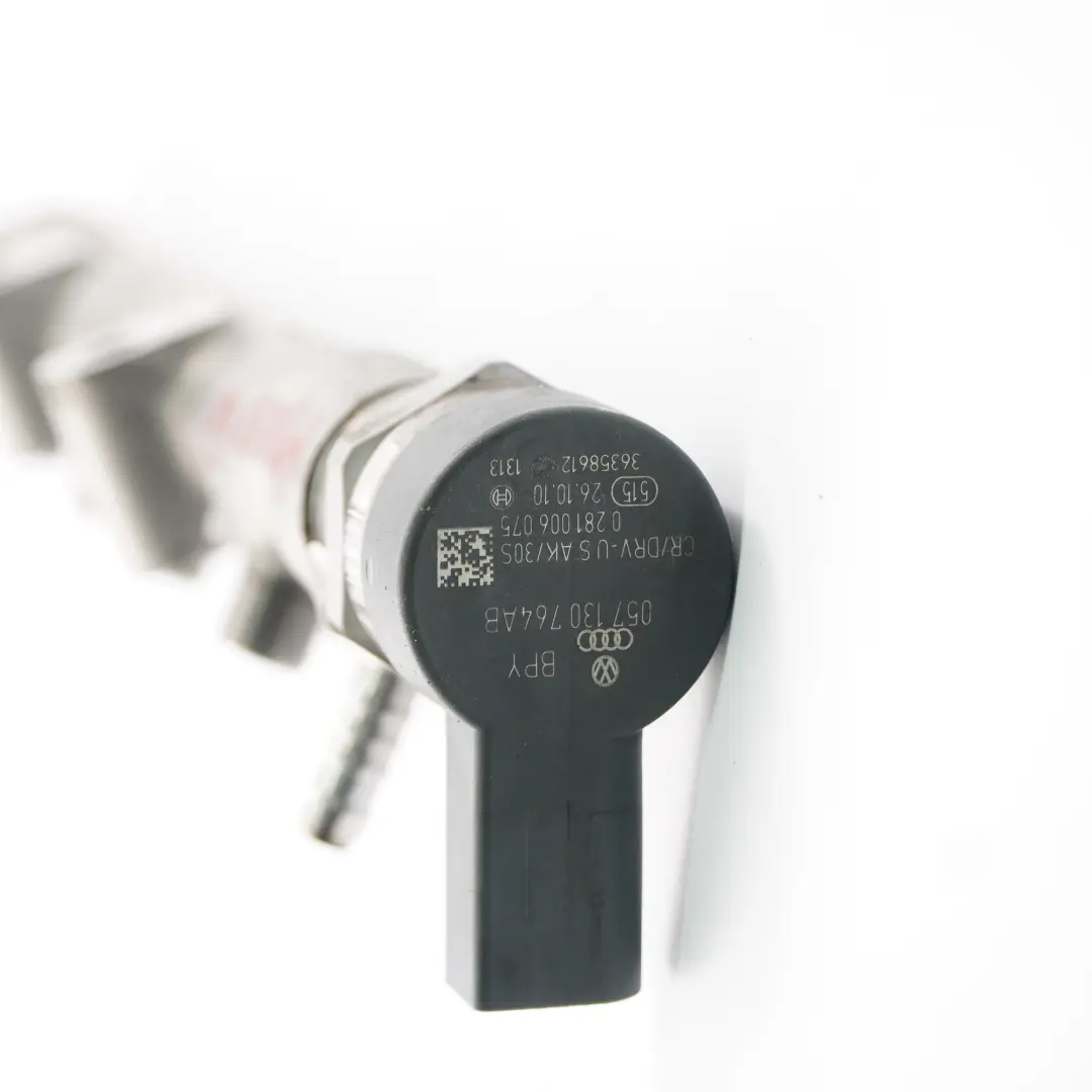 CFW Diesel Kraftstoff-Rail-Einspritzleitung für VW Seat Skoda 1.2 TDI mit Teilenummer 057130764AB VW Seat Skoda 1.2 TDI CFW Diesel Kraftstoff-Rail-Einspritzleitung - SKU 03P089 - Teilenummer 057130764AB