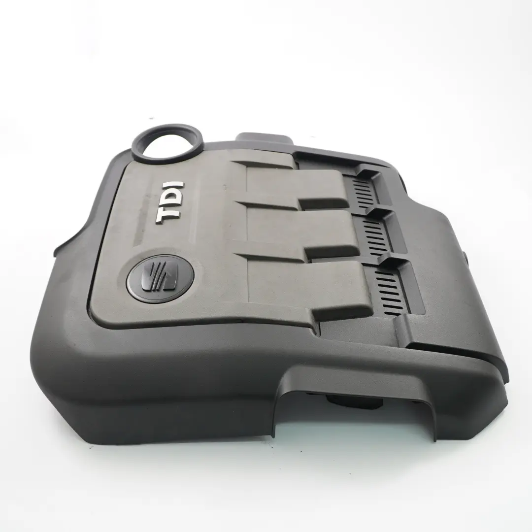Seat Ibiza MK 4 6J 1.2 TDI CFW Isolation du capot supérieur du moteur - SKU 03P103925B - Numéro de pièce 03P103925B