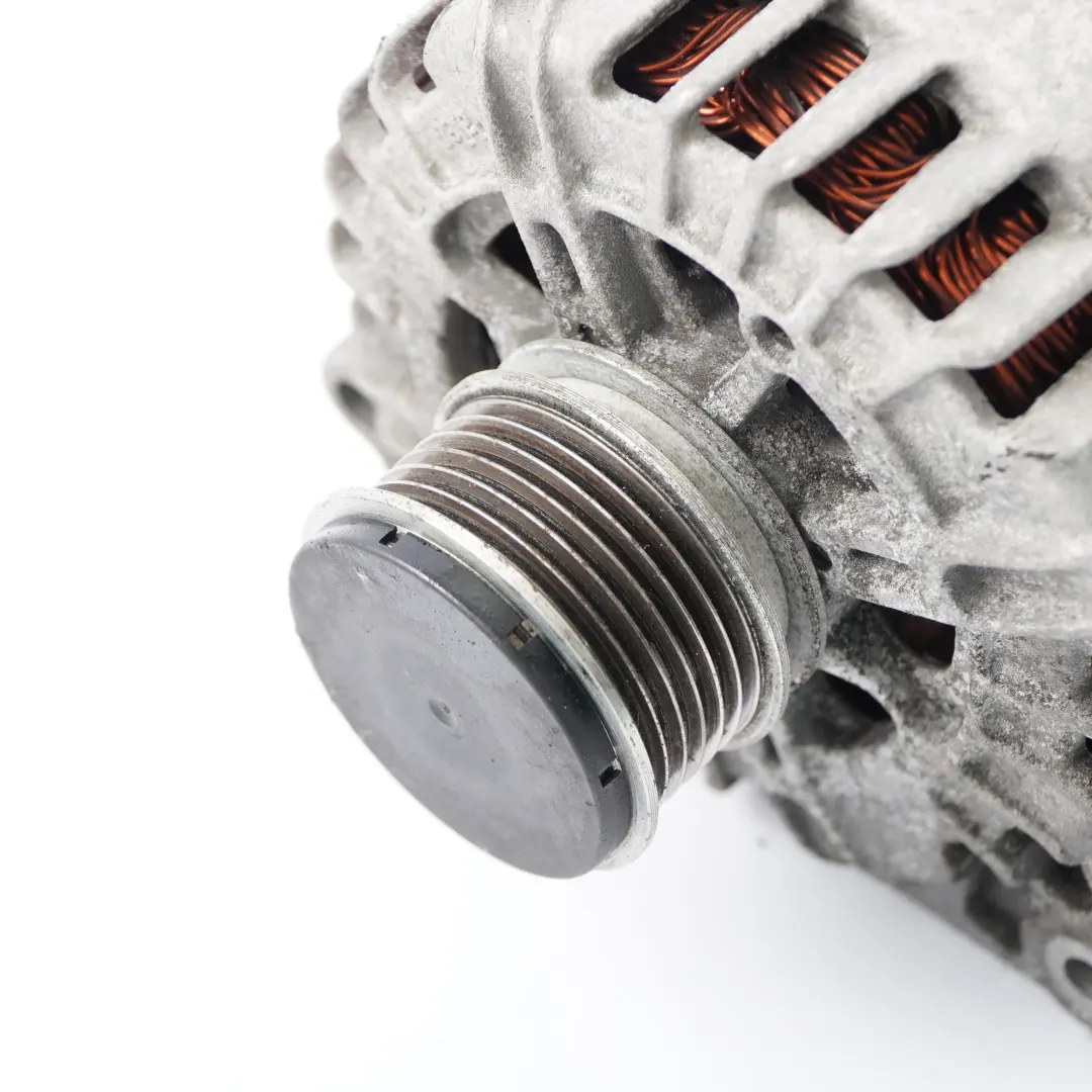MK5 Motore Diesel Alternatore Generatore 140A 14V per VW Seat Skoda Polo con numero di parte 03P903023D VW Seat Skoda Polo MK5 Motore Diesel Alternatore Generatore 140A 14V - SKU 03P903023D - Numero di parte 03P903023D