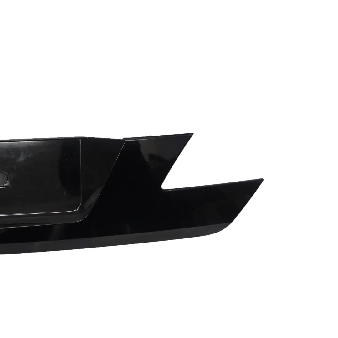 BMW E65 E66 Boot Trunk Lid Tailgate Finisher Schwarz 2 - 668 - SKU 0403251-SCH - Número de pieza 0403251