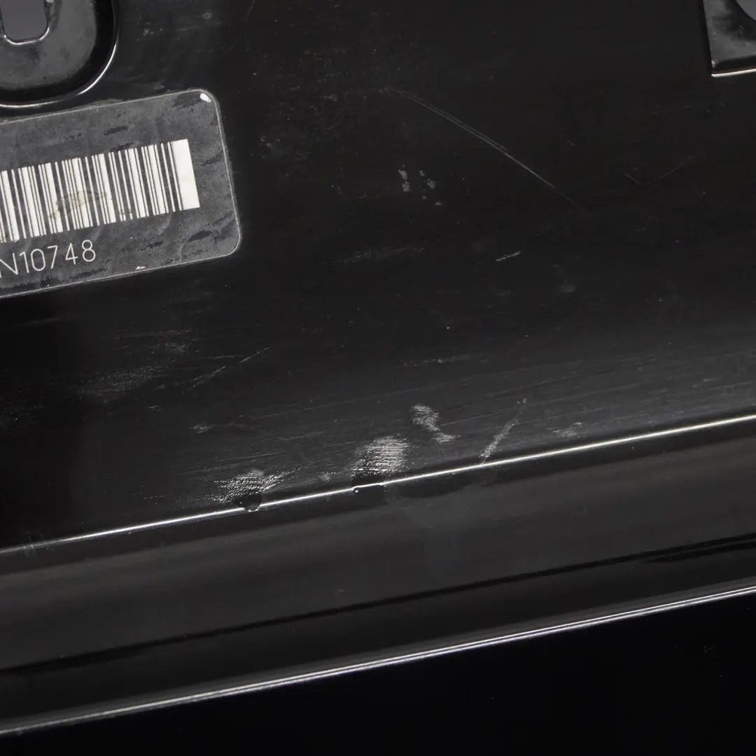 BMW E65 E66 Boot Trunk Lid Tailgate Finisher Schwarz 2 - 668 - SKU 0403251-SCH - Número de pieza 0403251