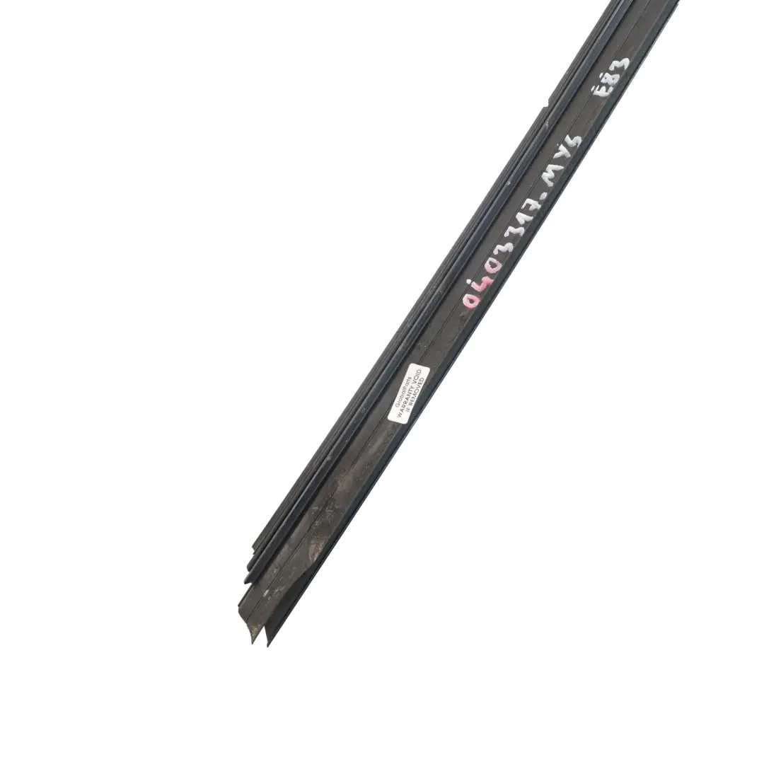 Listwa Szyby Lewy Przód Mysticblau A07 do BMW X3 E83 o numerze 0304925 BMW X3 E83 Listwa Szyby Lewy Przód Mysticblau A07 - SKU 0403317-MYS - Numer Części 0304925