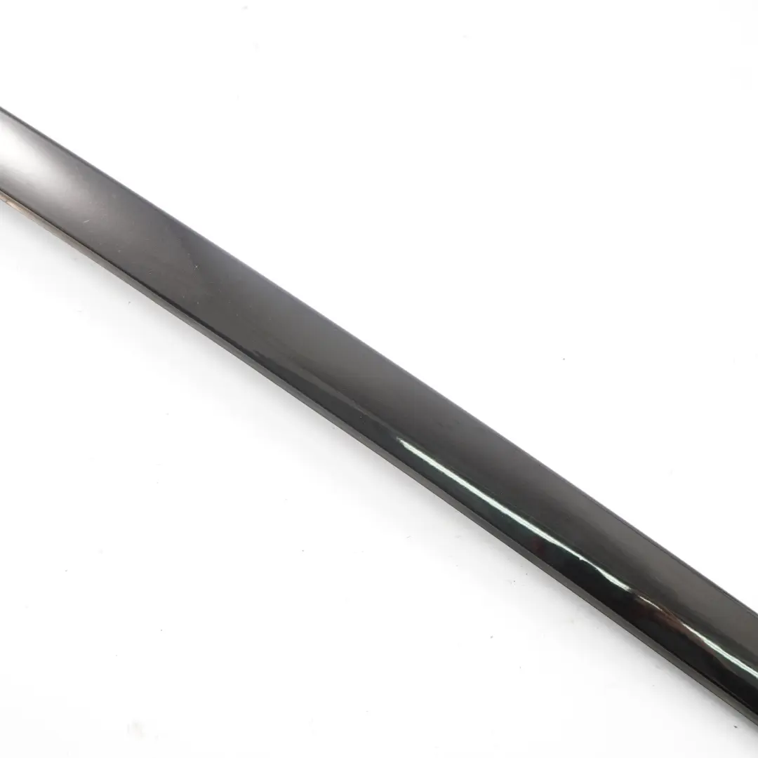 BMW E83 Parabrezza Sinistro Modanatura Gocciolatoio Rubinschwarz Ruby Nero S23 - SKU 0403317-RUB - Numero di parte 0403317