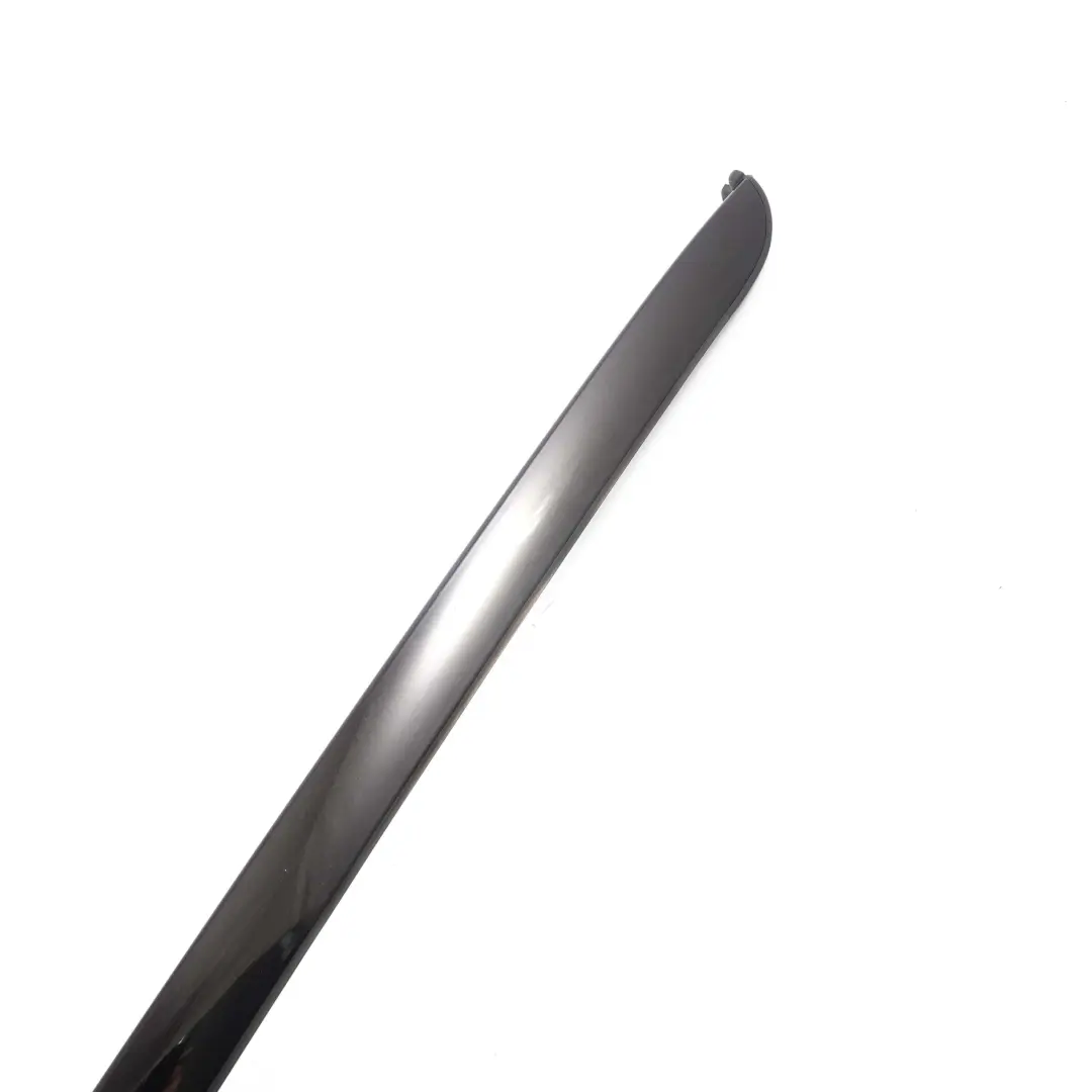 BMW E83 Parabrezza Sinistro Modanatura Gocciolatoio Rubinschwarz Ruby Nero S23 - SKU 0403317-RUB - Numero di parte 0403317