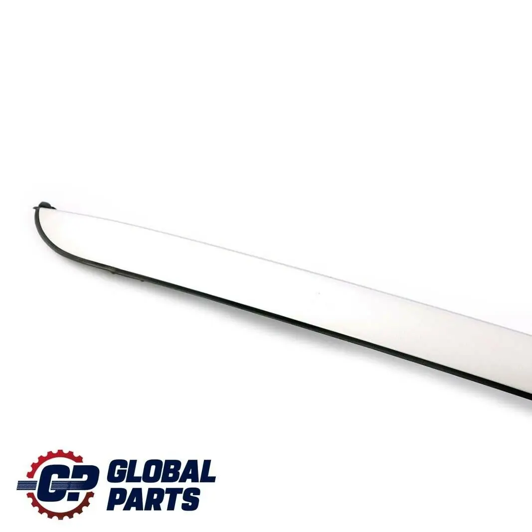 BMW X3 E83 Joint De Gouttière De Pare-Brise Droit Couleur Argent Titane - SKU 0403319-TS - Numéro de pièce 0403319