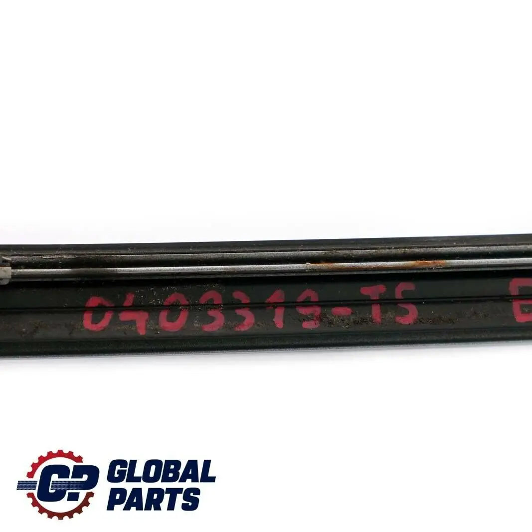 BMW X3 E83 Joint De Gouttière De Pare-Brise Droit Couleur Argent Titane - SKU 0403319-TS - Numéro de pièce 0403319