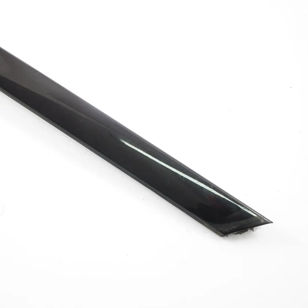 Windscreen Trim Right O/S Drip Moulding Rubinschwarz Ruby Black - S23 to BMW X3 E83 with Part number 0403319 BMW X3 E83 Windscreen Trim Right O/S Drip Moulding Rubinschwarz Ruby Black - S23 - SKU 0403319-RUB - Part number 0403319