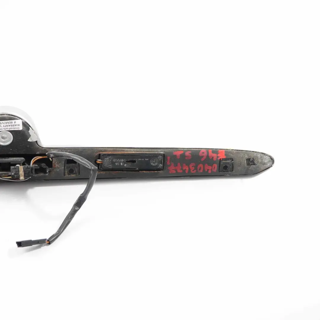 Tapa trasera del maletero Manija Bota Titansilber Plata 354 para BMW E46 con número de pieza 0403477 BMW E46 Tapa trasera del maletero Manija Bota Titansilber Plata 354 - SKU 0403477-TS - Número de pieza 0403477