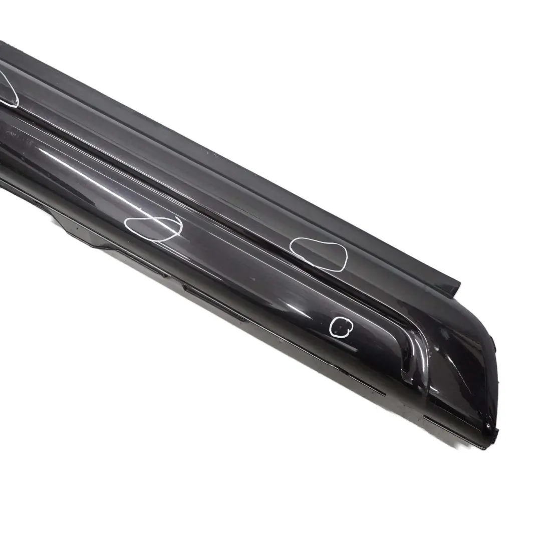 Jupe laterale de bas de porte M sport Rubinschwarz noir gauche - S23 pour BMW X3 E83 à propos du numéro de pièce 0403480 BMW X3 E83 Jupe laterale de bas de porte M sport Rubinschwarz noir gauche - S23 - SKU 0403480-RUB - Numéro de pièce 0403480