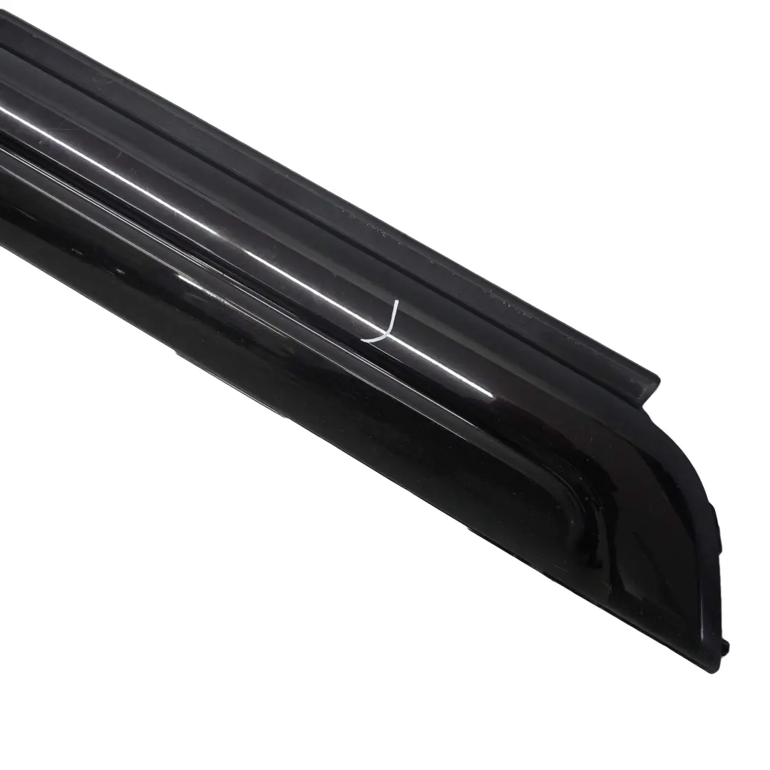 Faldon lateralBMW X3 E83 M Sport Door Sill Cover Right Rubinschwarz Black - S23 para con número de pieza 0403482 Faldon lateralBMW X3 E83 M Sport Door Sill Cover Right Rubinschwarz Black - S23 - SKU 0403482-RUB - Número de pieza 0403482