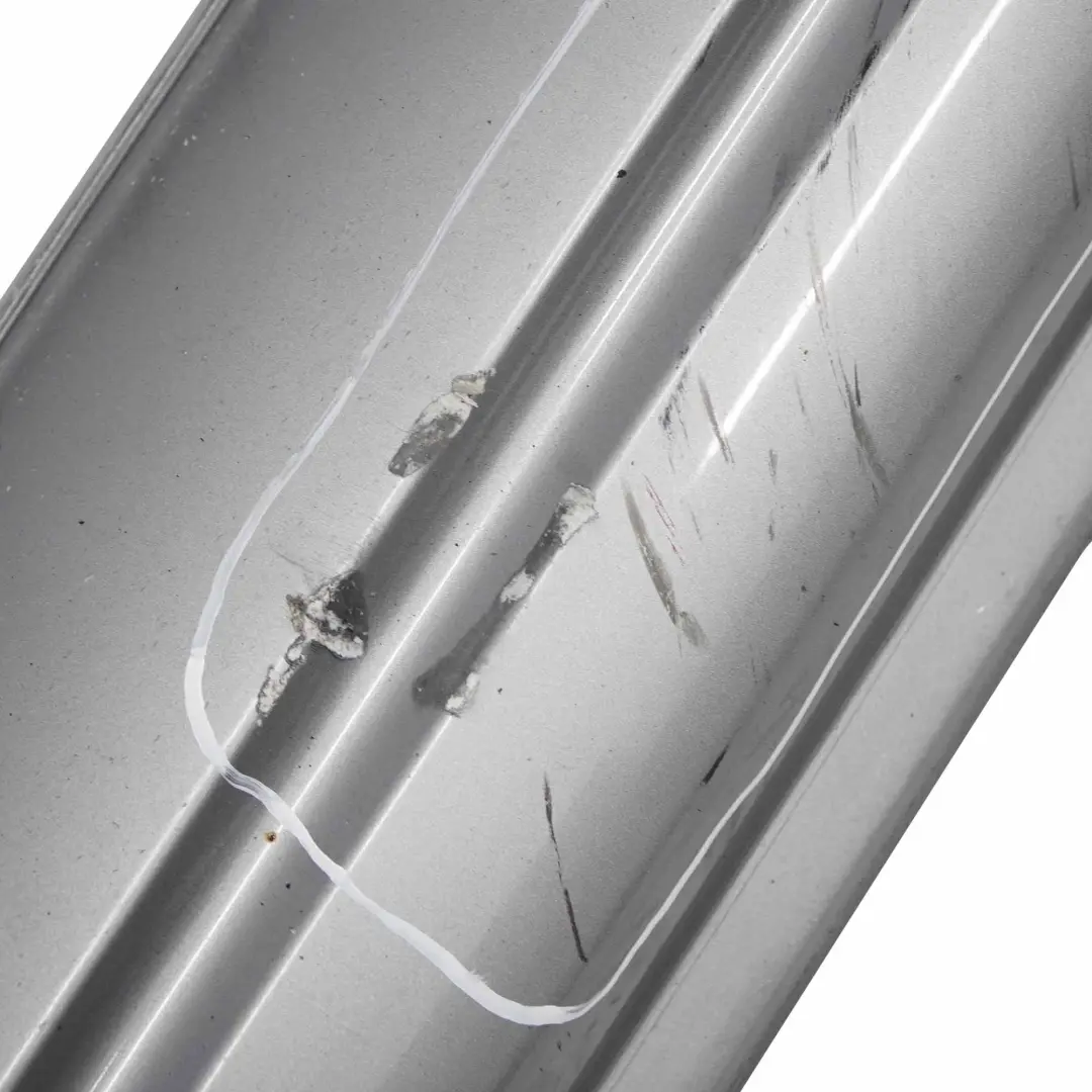 BMW X3 E83 M Sport Gonna Copriporta Destra Silbergrau Grigio Argento - A08 - SKU 0403482-SBG - Numero di parte 0403482