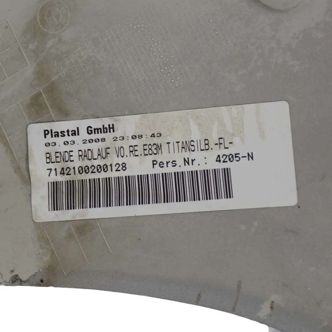 Copricerchio Anteriore Destro M Sport Titansilber Argento - 354 per BMW X3 E83 con numero di parte 0403484 BMW X3 E83 Copricerchio Anteriore Destro M Sport Titansilber Argento - 354 - SKU 0403484-TS1 - Numero di parte 0403484