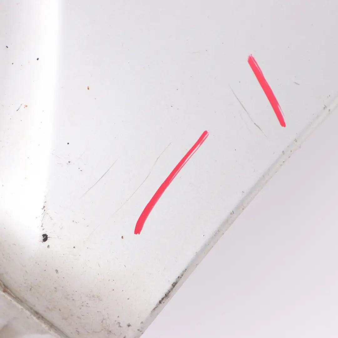 Copricerchio Anteriore Destro Titansilber Silver - 354 per BMW X3 E83 M Sport con numero di parte 0403484 BMW X3 E83 M Sport Copricerchio Anteriore Destro Titansilber Silver - 354 - SKU 0403484-TS - Numero di parte 0403484