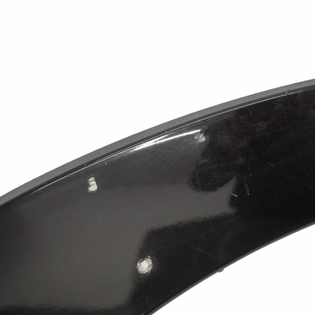 Paso De rueda trasero izquierdo Tapa M Sport Rubinschwarz Negro Rubi - S23 para BMW con número de pieza 0403486 BMW Paso De rueda trasero izquierdo Tapa M Sport Rubinschwarz Negro Rubi - S23 - SKU 0403486-RUB - Número de pieza 0403486