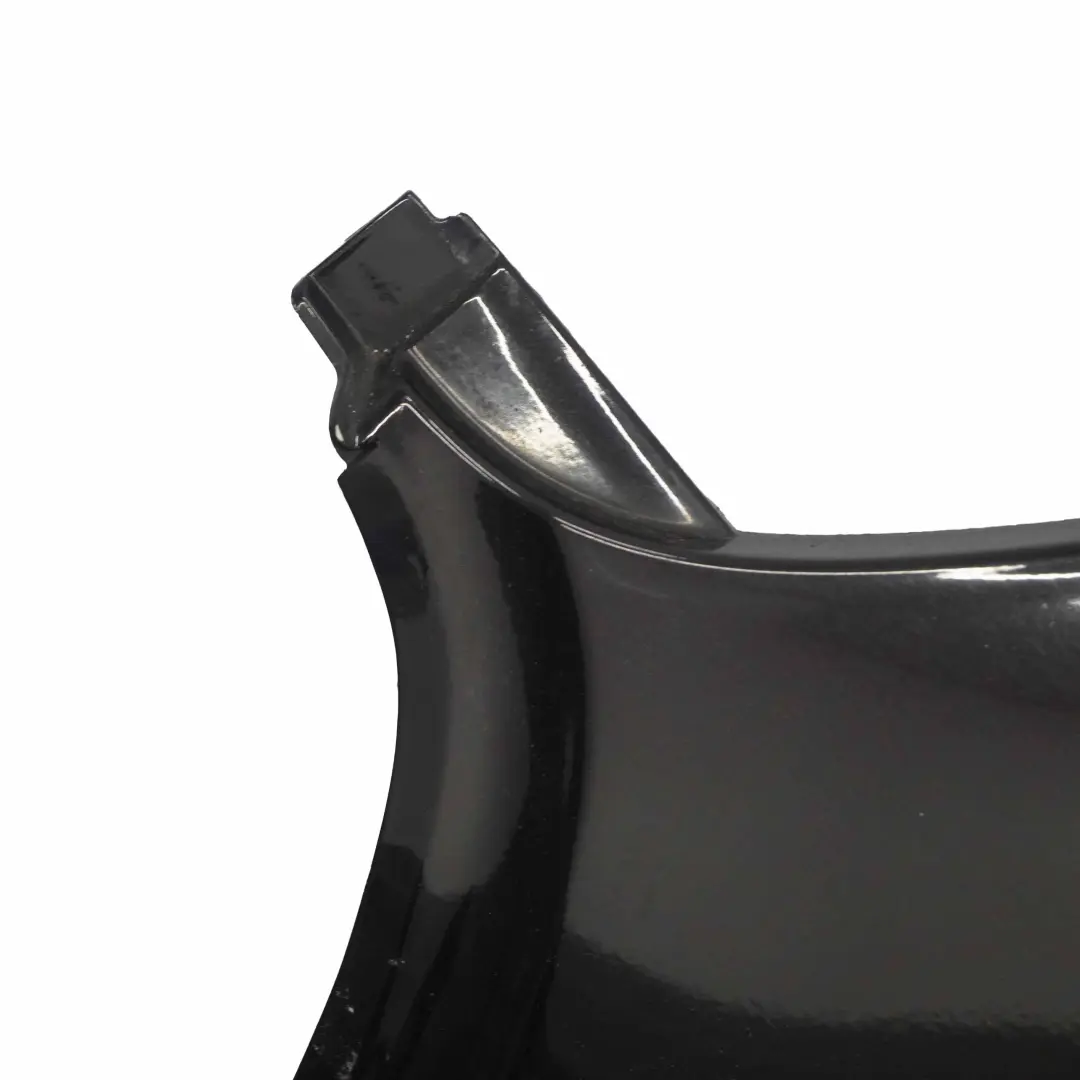 Copricerchio Posteriore Sinistro M Sport Rubinschwarz Ruby Nero - S23 per BMW X3 E83 con numero di parte 0403486 BMW X3 E83 Copricerchio Posteriore Sinistro M Sport Rubinschwarz Ruby Nero - S23 - SKU 0403486-RUB - Numero di parte 0403486