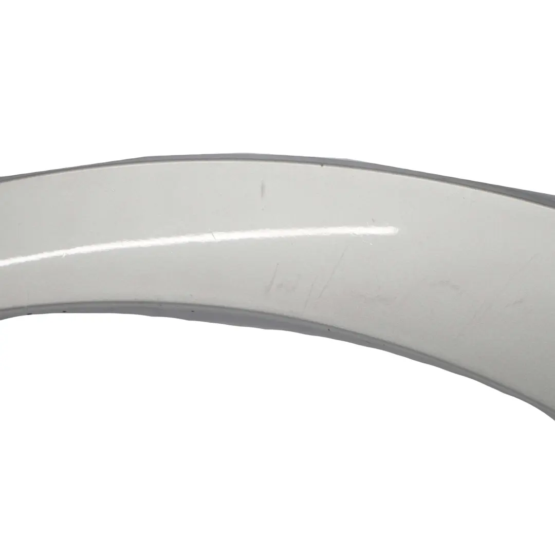 Cubre Paso De Rueda Trasero Derecho M Sport Titansilber Plata - 354 para BMW X3 E83 con número de pieza 0403487 BMW X3 E83 Cubre Paso De Rueda Trasero Derecho M Sport Titansilber Plata - 354 - SKU 0403487-TS2 - Número de pieza 0403487