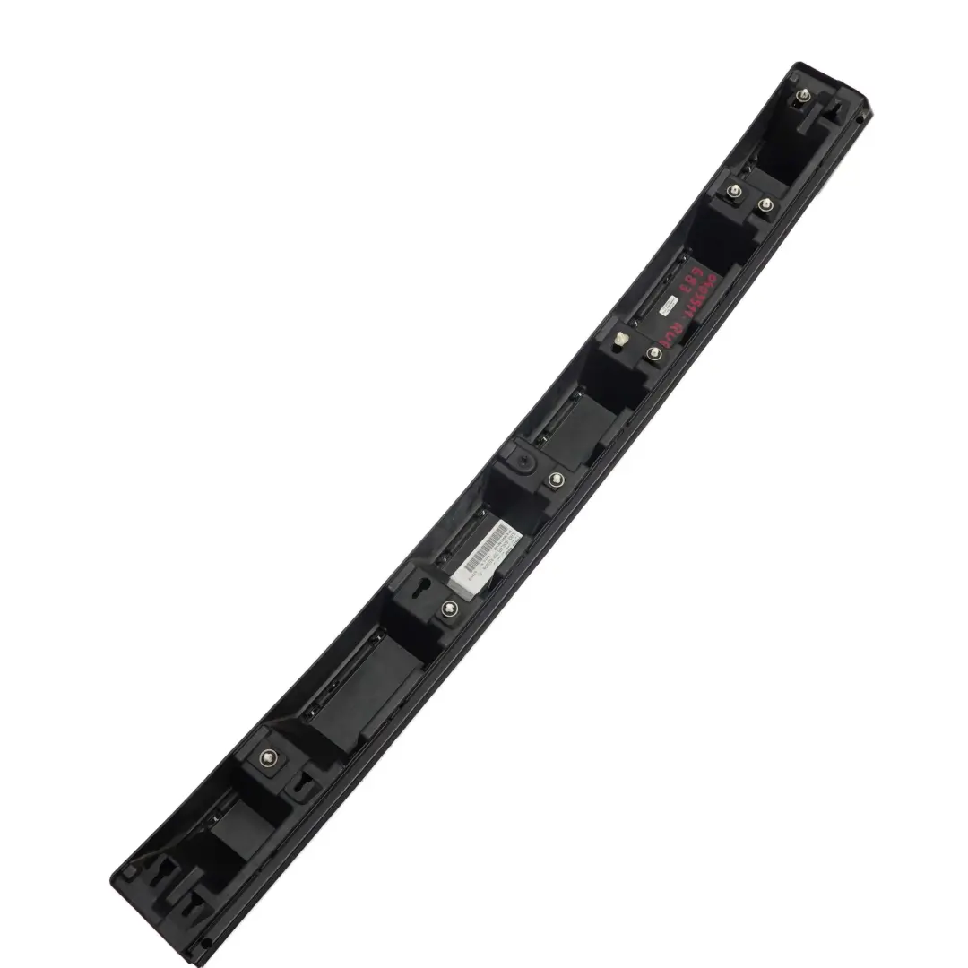 Finitura Portellone Posteriore Sport Bagagliaio Rubinschwarz Nero S23 per BMW E83 con numero di parte 0403511 BMW E83 Finitura Portellone Posteriore Sport Bagagliaio Rubinschwarz Nero S23 - SKU 0403511-RUB - Numero di parte 0403511