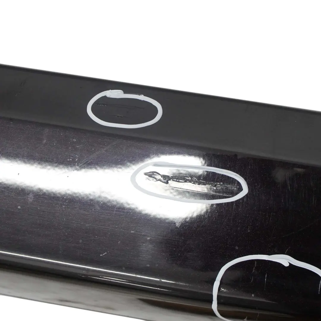 Embellecedor porton trasero M Sport Tapa maletero Rubinschwarz Negro - S23 para BMW con número de pieza 0403511 BMW Embellecedor porton trasero M Sport Tapa maletero Rubinschwarz Negro - S23 - SKU 0403511-RUB - Número de pieza 0403511