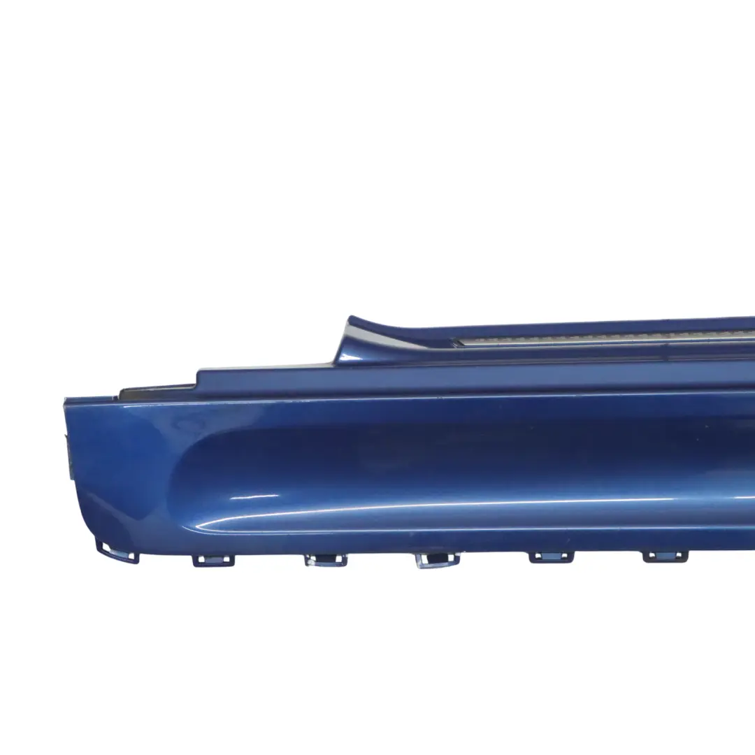 Puerta Izquierda Embellecedor Lateral Lightning Blue - A63 para Mini R56 R57 JCW con número de pieza 0404115 Mini R56 R57 JCW Puerta Izquierda Embellecedor Lateral Lightning Blue - A63 - SKU 0404115-LB - Número de pieza 0404115