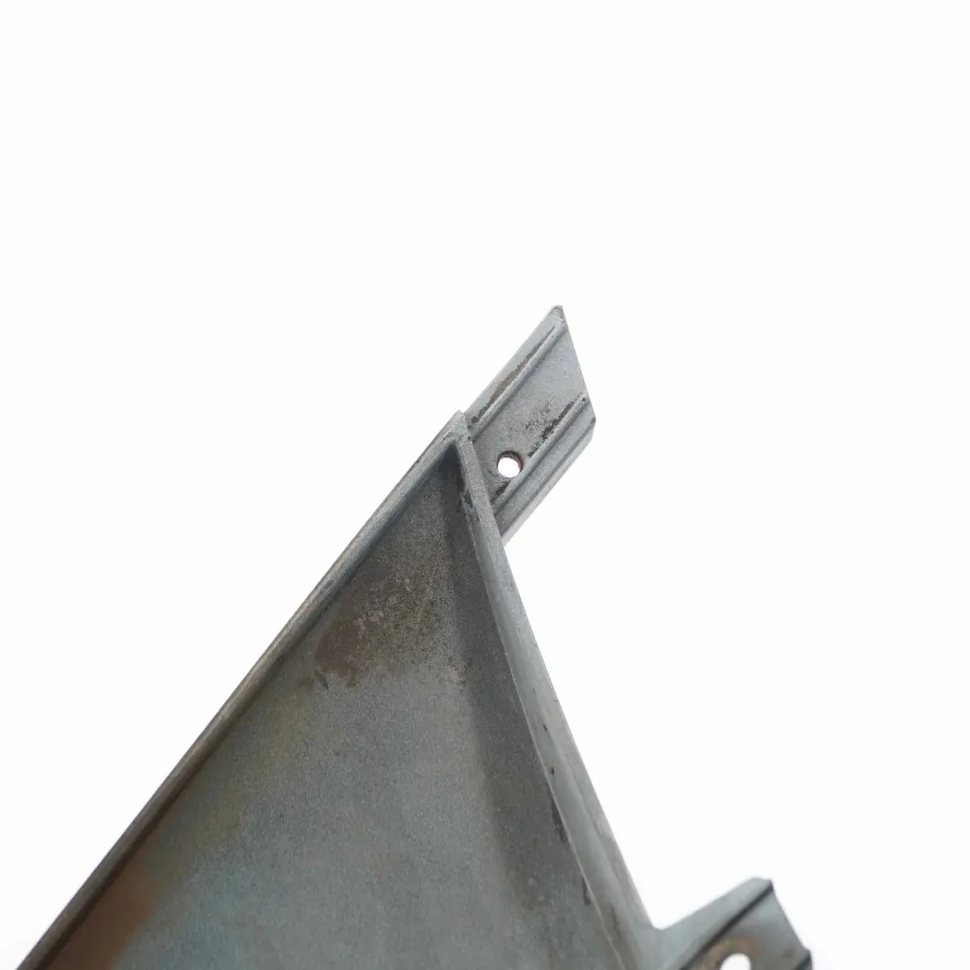 Parachoques Trasero Derecho Aero Tapa Lateral Inferior Spacegrau A52 para BMW X5 E70 con número de pieza 0413820 BMW X5 E70 Parachoques Trasero Derecho Aero Tapa Lateral Inferior Spacegrau A52 - SKU 0413820-SCG - Número de pieza 0413820