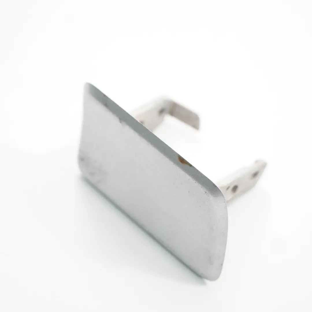 BMW E83 LCI Frontstoßstange Rechts Waschdüsen Abdeckung Titan Silber 354 - SKU 0415734-TS - Teilenummer 3416226
