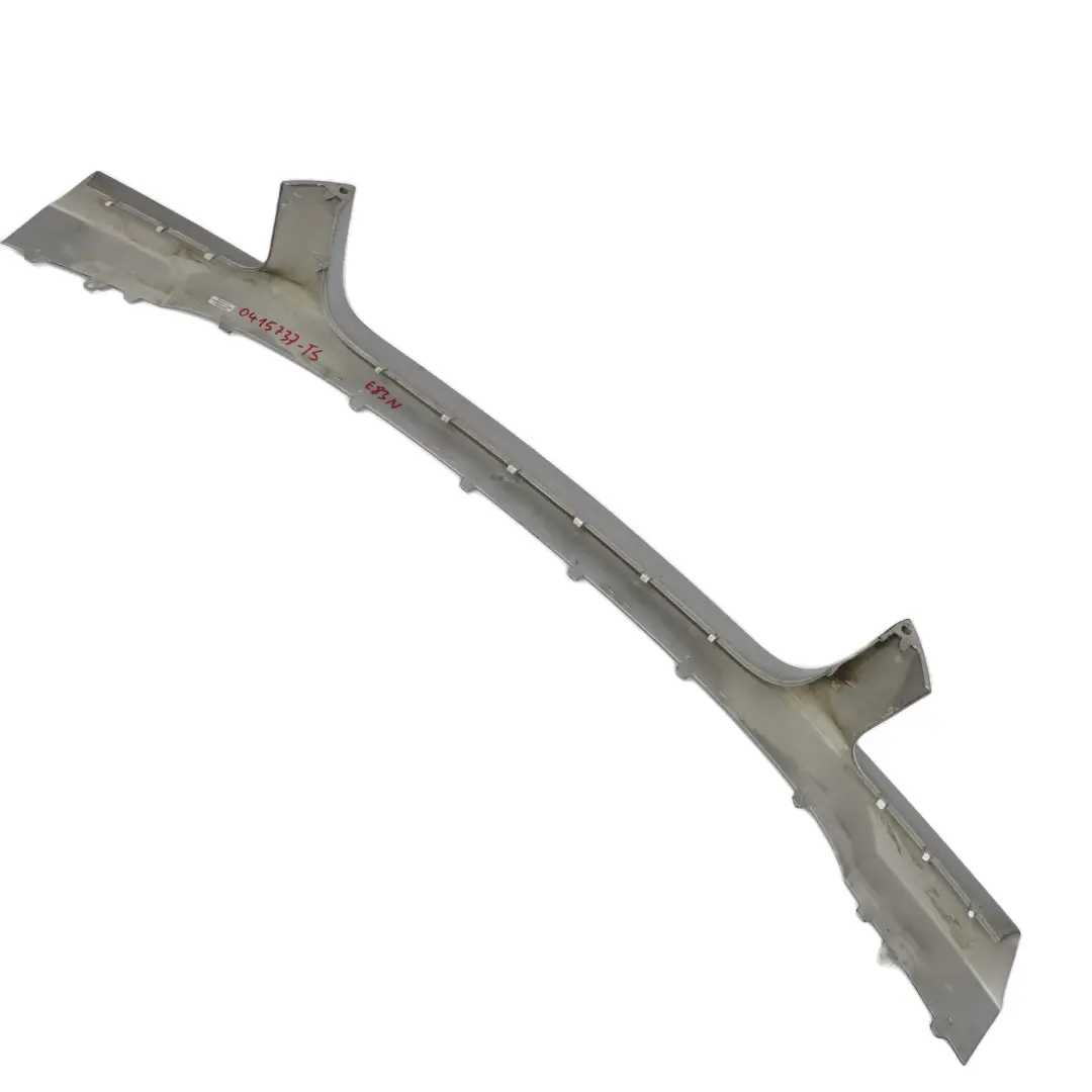 Panel Inferior Paragolpes Titansilber Plata Embellecedor Frontal para BMW X3 E83 LCI con número de pieza 0415737 BMW X3 E83 LCI Panel Inferior Paragolpes Titansilber Plata Embellecedor Frontal - SKU 0415737-TS - Número de pieza 0415737