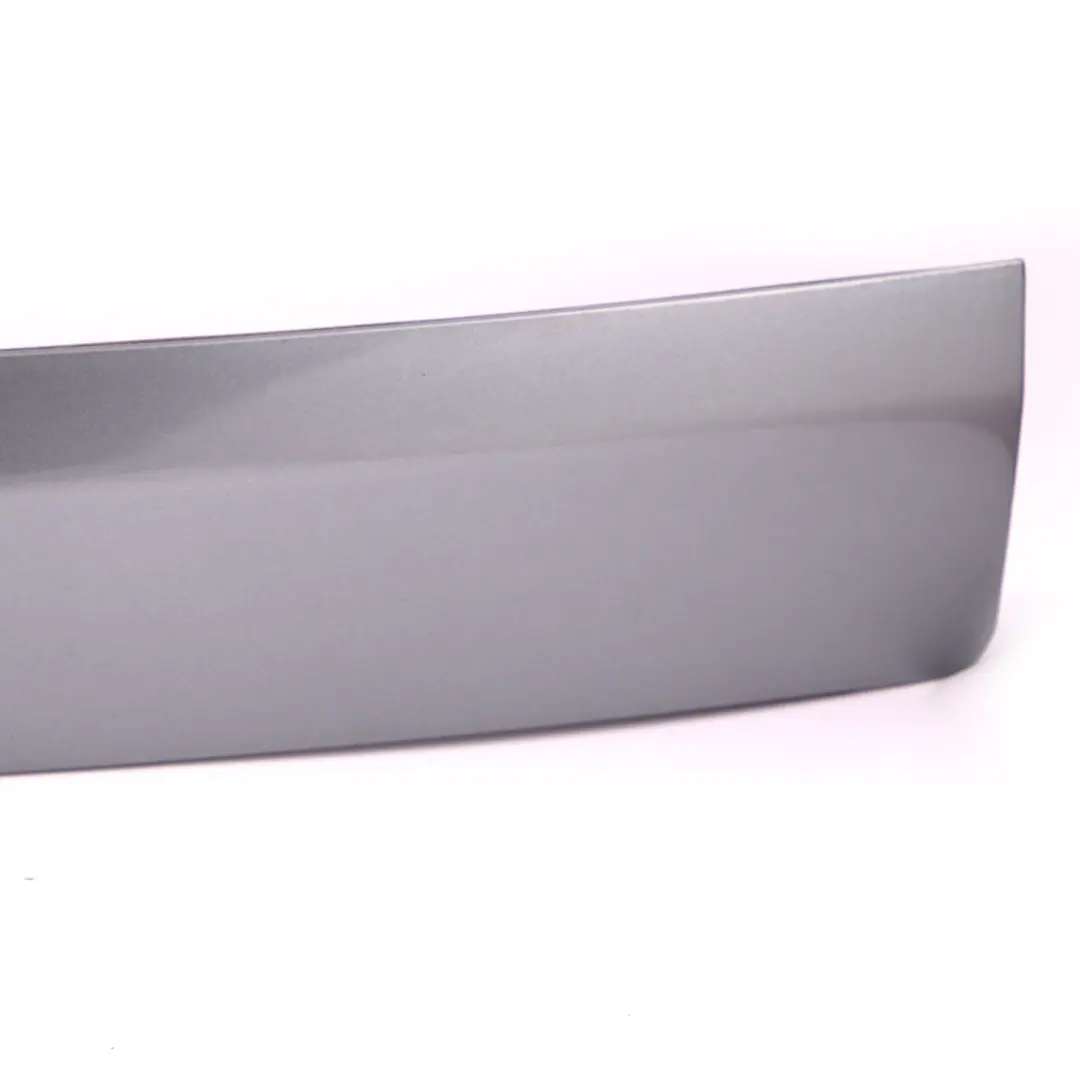Tapa maletero Tailgate Finisher Cover Silbergrau Plata - A08 para BMW X3 E83 LCI con número de pieza 0417680 BMW X3 E83 LCI Tapa maletero Tailgate Finisher Cover Silbergrau Plata - A08 - SKU 0417680-SBG1 - Número de pieza 0417680