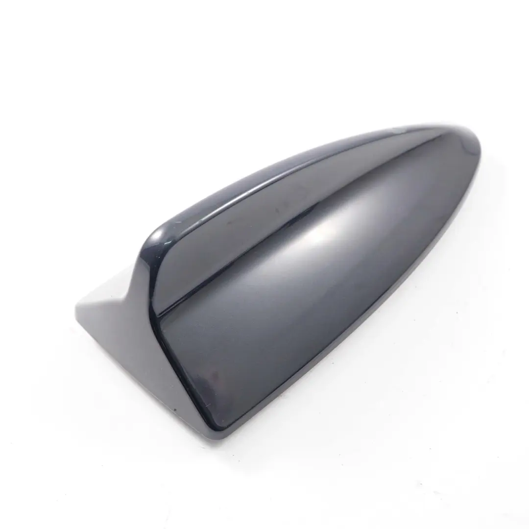 Tetto Antenna Shark Cover X6 E71 Monacoblau Metallic Monaco Blue A35 per BMW X5 E70 con numero di parte 0420271 BMW X5 E70 Tetto Antenna Shark Cover X6 E71 Monacoblau Metallic Monaco Blue A35 - SKU 0420271-MB - Numero di parte 0420271