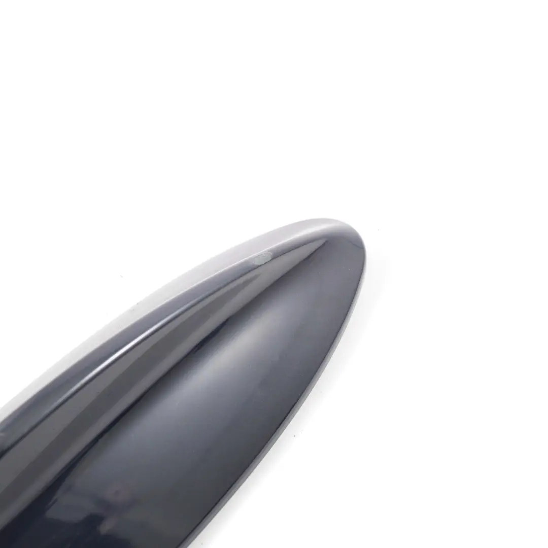 Tetto Antenna Shark Cover X6 E71 Monacoblau Metallic Monaco Blue A35 per BMW X5 E70 con numero di parte 0420271 BMW X5 E70 Tetto Antenna Shark Cover X6 E71 Monacoblau Metallic Monaco Blue A35 - SKU 0420271-MB - Numero di parte 0420271