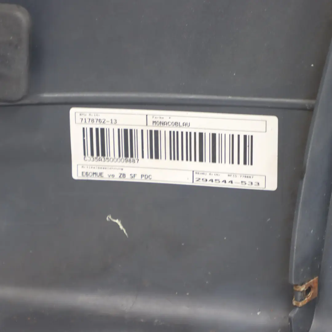 Zderzak Przedni Monacoblau Niebieski Metalik - A35 do BMW E60 E61 LCI o numerze 0420276 BMW E60 E61 LCI Zderzak Przedni Monacoblau Niebieski Metalik - A35 - SKU 0420276-MB - Numer Części 0420276