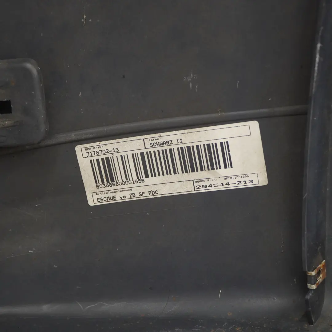 BMW E60 LCI Zderzak Przedni Schwarz 2 - 668 - SKU 0420276-SCH1 - Numer Części 0420276