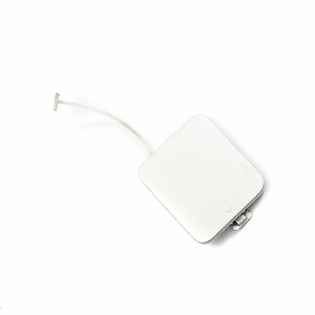 Towing Eye BMW X3 E83 LCI Paraurti posteriore Flap Titansilber Argento Titanio per con numero di parte 0420661 Towing Eye BMW X3 E83 LCI Paraurti posteriore Flap Titansilber Argento Titanio - SKU 0420661-TS - Numero di parte 0420661