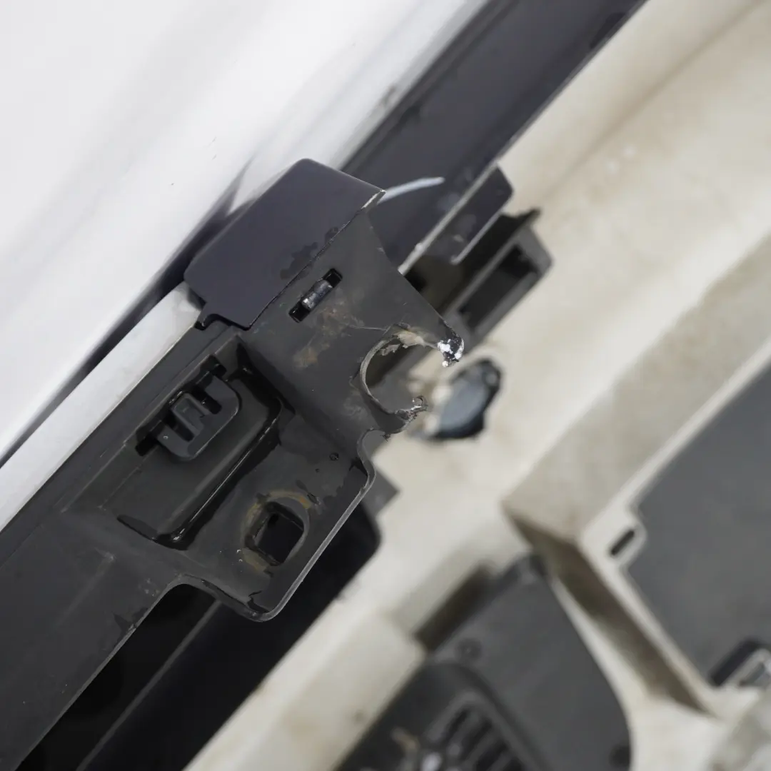 Zderzak przedni przód PDC M-Pakiet do BMW X3 E83 LCI o numerze 0403466 BMW X3 E83 LCI Zderzak przedni przód PDC M-Pakiet - SKU 0420663-MB - Numer Części 0403466