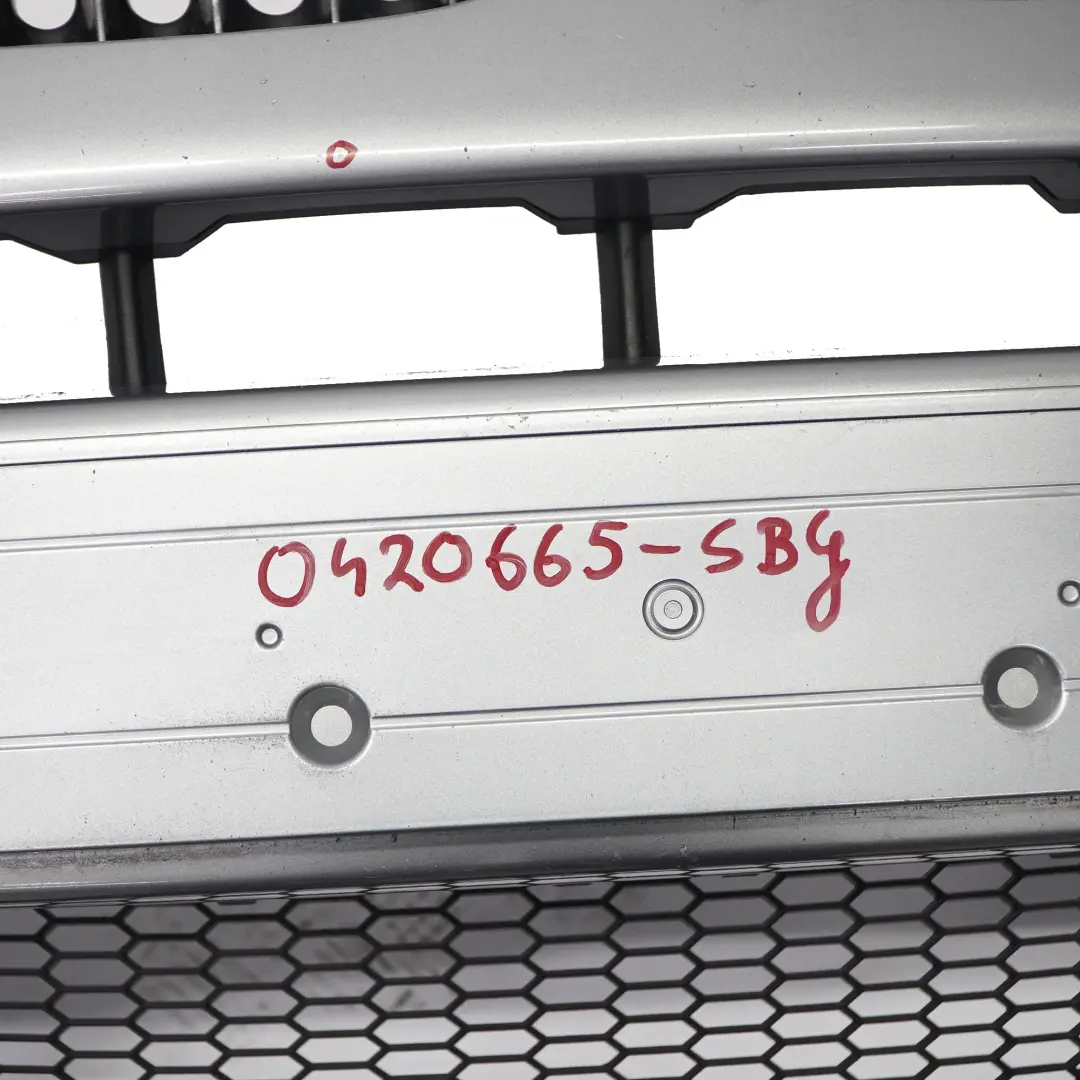 Zderzak Przedni M-Pakiet PDC Silbergrau Metallic - A08 do BMW X3 E83 LCI o numerze 0420665 BMW X3 E83 LCI Zderzak Przedni M-Pakiet PDC Silbergrau Metallic - A08 - SKU 0420665-SBG - Numer Części 0420665