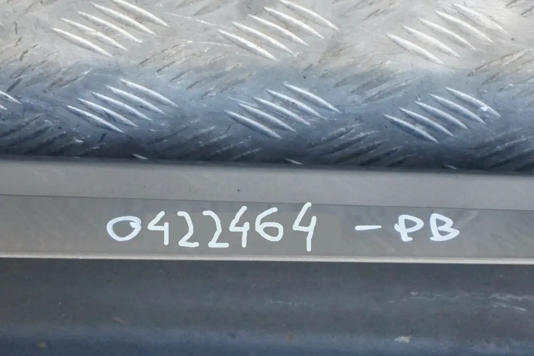 Nakładka listwa lewa na próg lewy do BMW E60 LCI o numerze 0422464 BMW E60 LCI Nakładka listwa lewa na próg lewy - SKU 0422464-PB - Numer Części 0422464