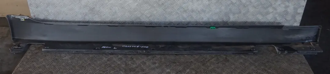 Bas de Porte Couverture Seuil a Gauche Gris Titane Titan Gris pour BMW 5 E60 E61 LCI à propos du numéro de pièce 0422464 BMW 5 E60 E61 LCI Bas de Porte Couverture Seuil a Gauche Gris Titane Titan Gris - SKU 0422464-TGR - Numéro de pièce 0422464