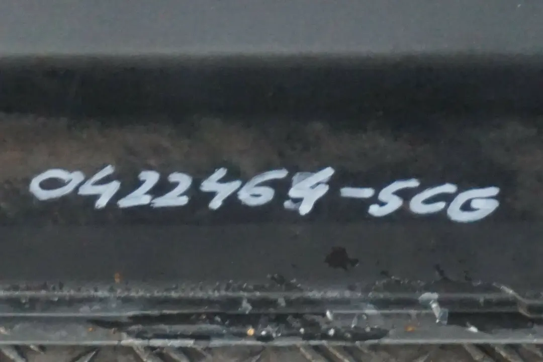 BMW E60 E61 LCi Cubre umbral De puerta Faldon lateral izquierdo Titangrau Gris - SKU 0422464-TGR - Número de pieza 0422464